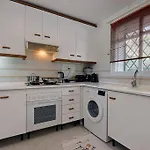 Apartment Aloha Gardens In Puerto Banus
