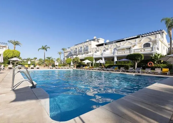 Apartment Aloha Gardens In Puerto Banus *