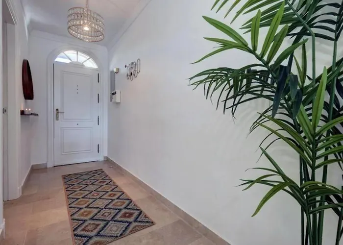 Apartment Aloha Gardens In Puerto Banus Marbella