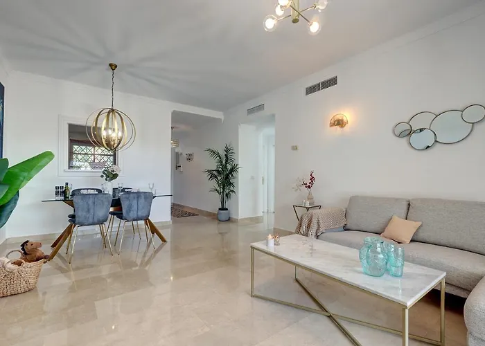 Apartment Aloha Gardens In Puerto Banus Marbella