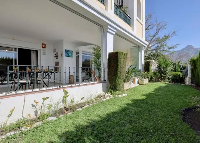 Apartment Aloha Gardens In Puerto Banus Marbella