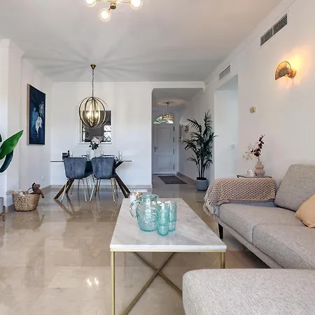 Aloha Gardens In Puerto Banus Appartamento